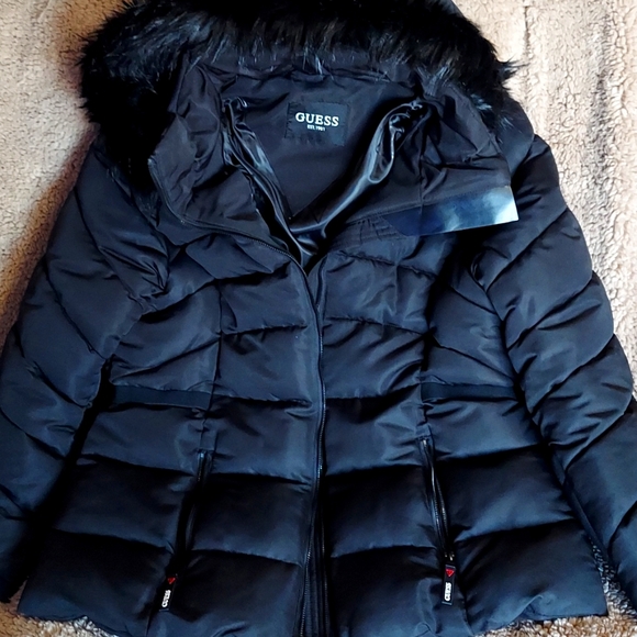Guess winter coat - Picture 1 of 3
